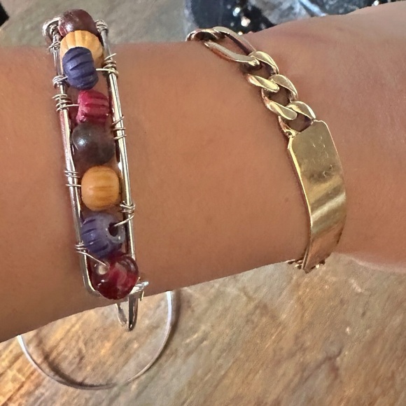 Multi colored beaded bangle bracelet - Picture 1 of 1
